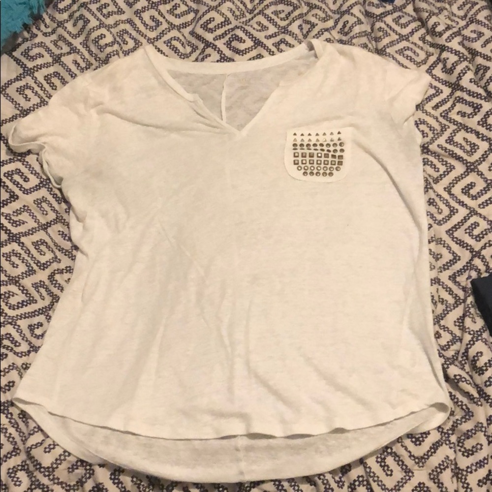 A nice white shirt with a little pocket